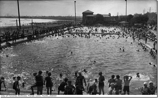 pool, Aug. 1922