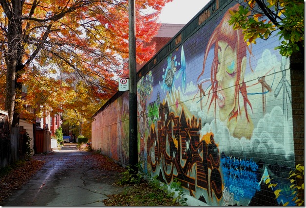 laneway off Huron, s. of Dundas 2